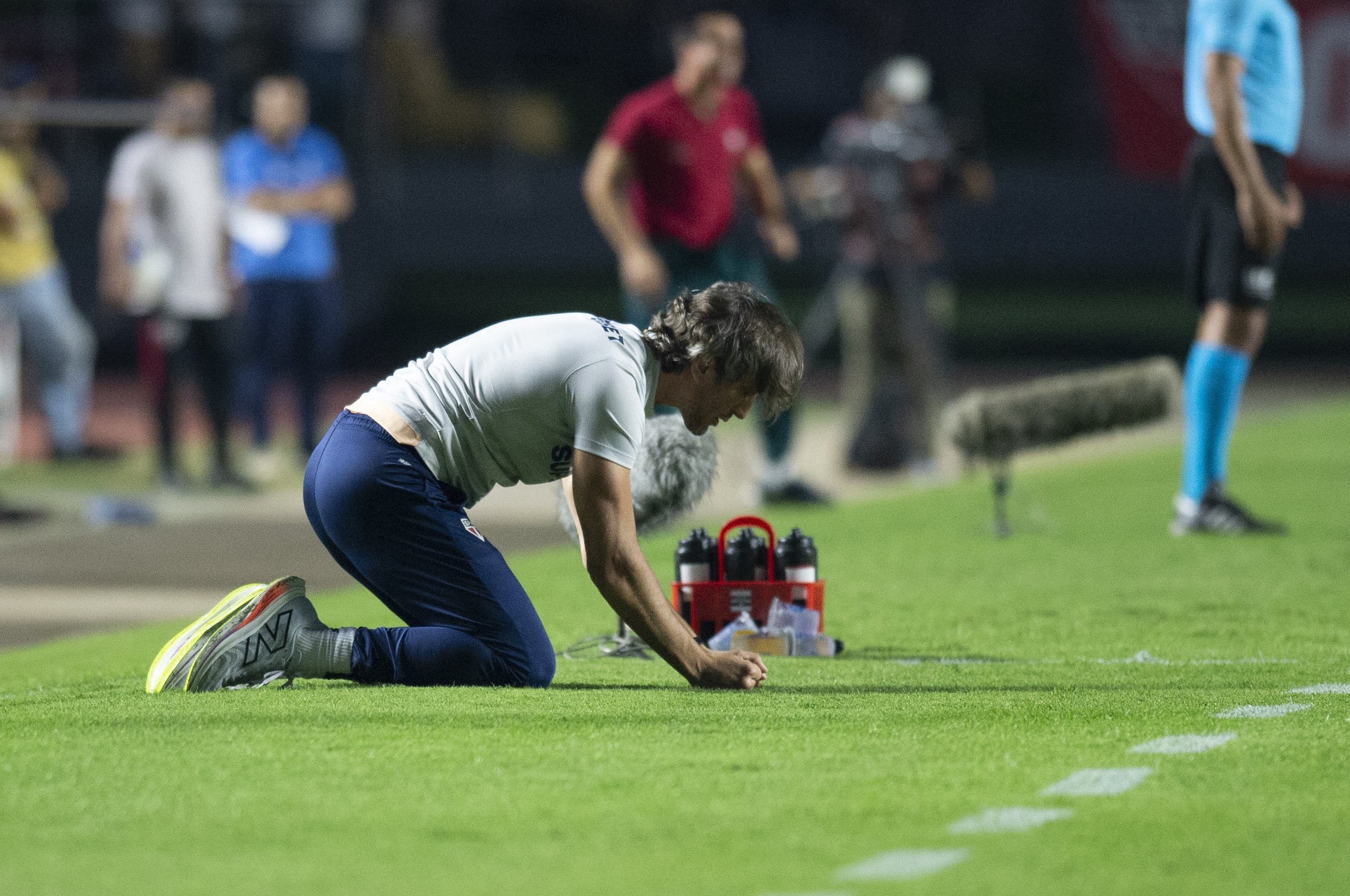 Fluminense: Diniz explica ‘treta’ com Luciano e sobe o tom contra Daronco: ‘Xingar é do jogo’