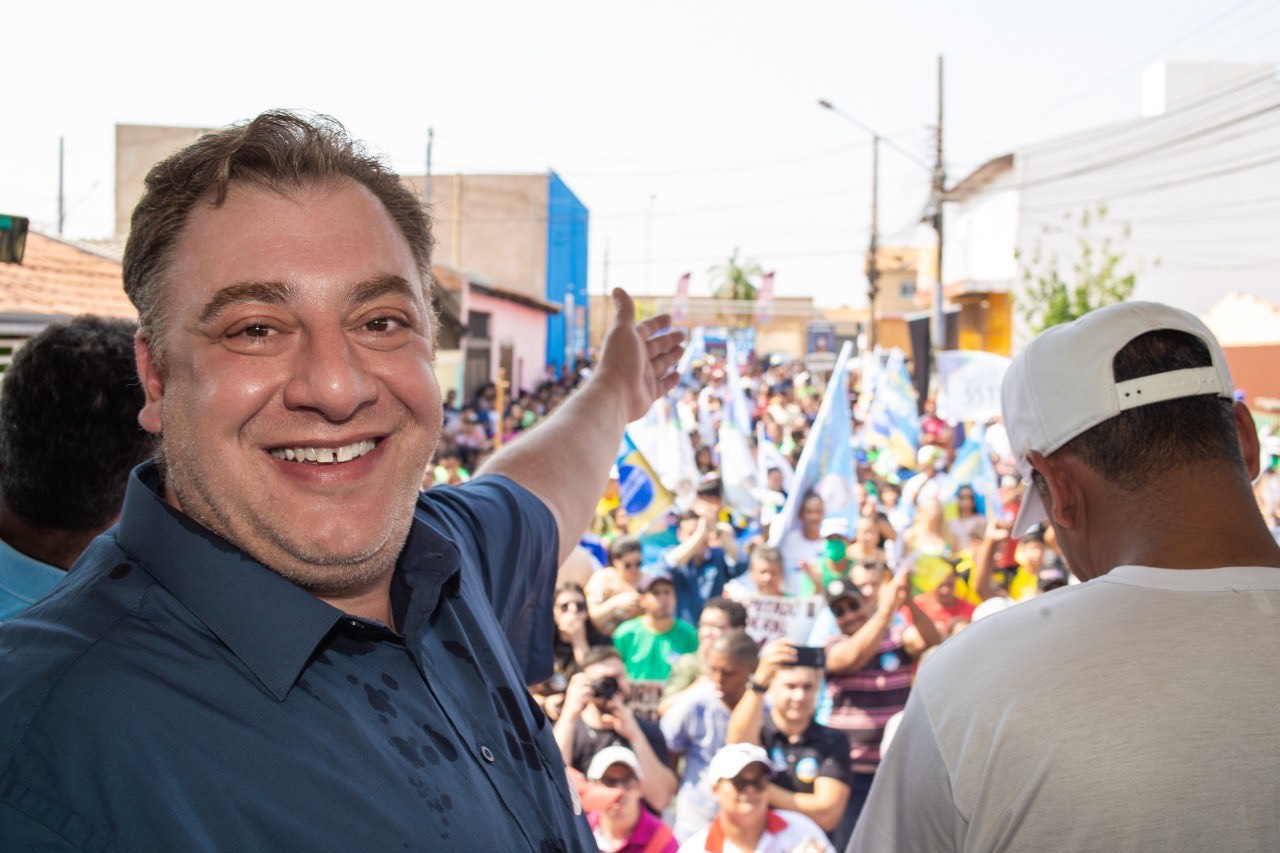 Dobradinha da Vitória: Neno Razuk e Júnior Coringa são recebidos com festa nas Moreninhas