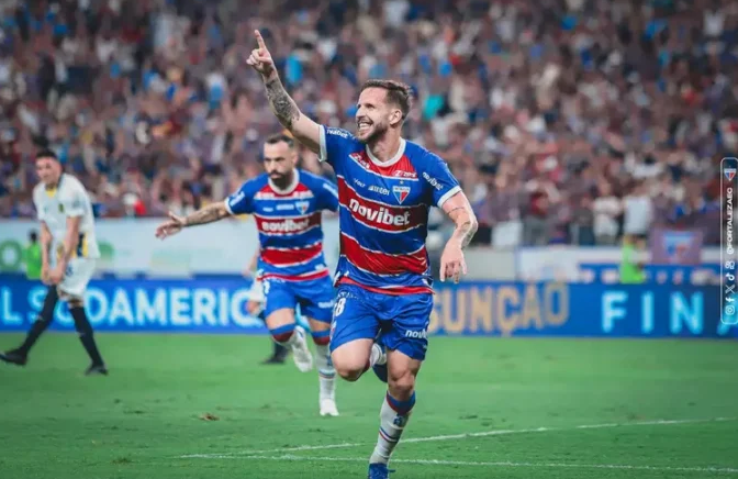 Lucas Sasha é eleito o segundo melhor volante do mundo, aponta estudo do CIES