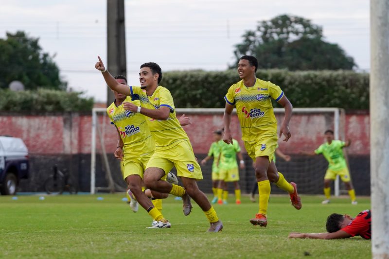 Dourados AC vence Águia Negra fora de casa e fica perto da classificação