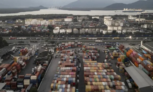 Brasil bate recorde de exportações em 2025 apesar de tarifas dos EUA