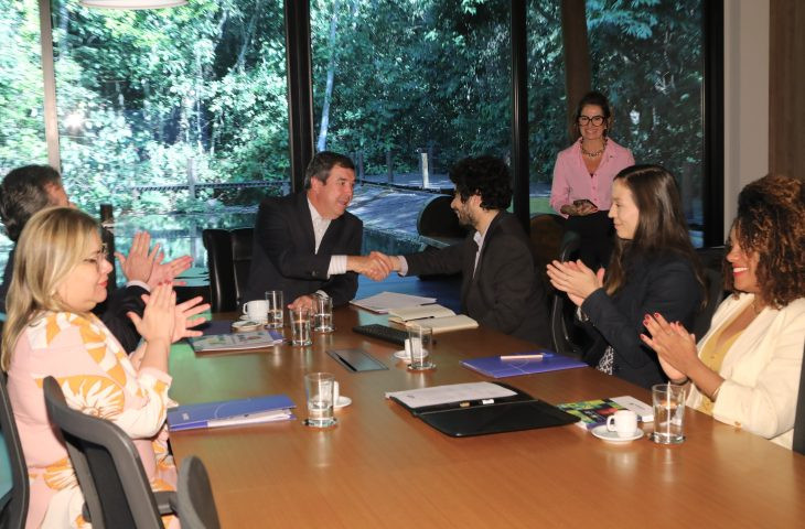 Governo celebra convênio para aprimorar a regionalização da saúde