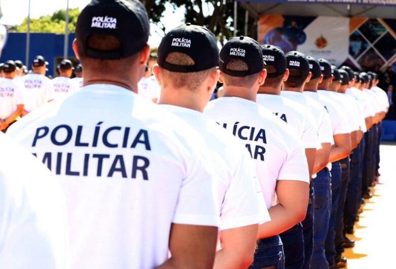 Comissão discute aposentadoria integral para PMs e bombeiros