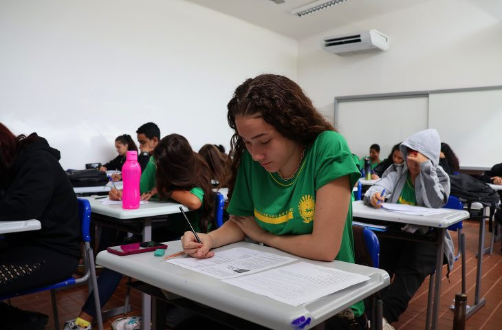 Inscrições para bolsas em pesquisa no Ensino Médio vão até o dia 6