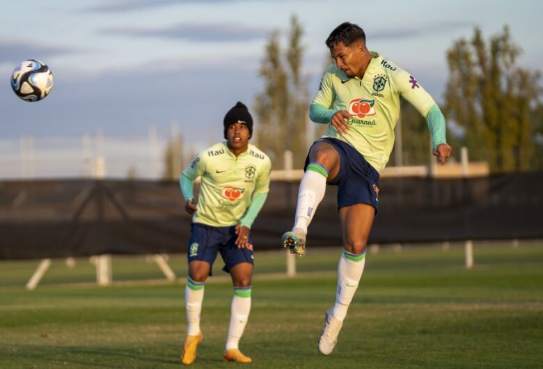 Seleção acerta últimos detalhes antes de estreia no Mundial