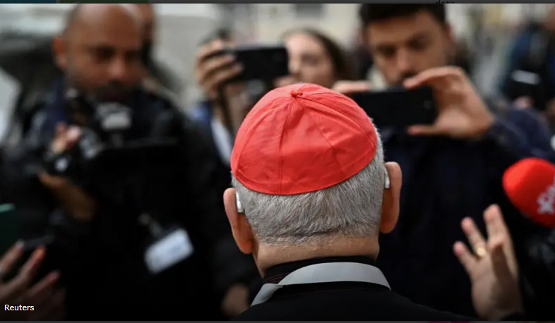 Quando sai o novo papa? Quem são os favoritos? Ele pode ser brasileiro? Em 6 pontos, tudo sobre o conclave no Vaticano