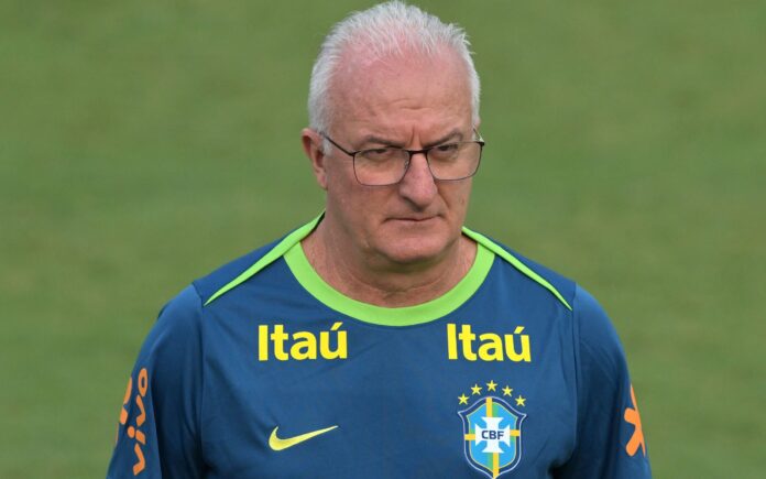 Brasil visita Chile sem estrelas e com apostas de Dorival em busca de reação