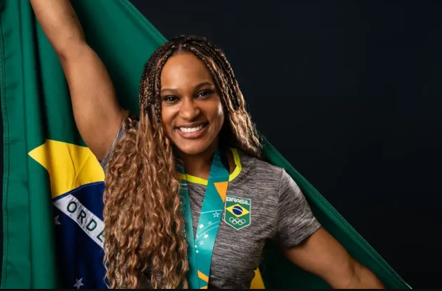 Maioria pela 1ª vez, mulheres encabeçam sonhos de medalhas em Paris